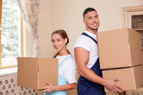 Wimbledon van and driver handling moving tasks efficiently