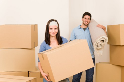 Wimbledon moving truck for flats, houses, and business transport